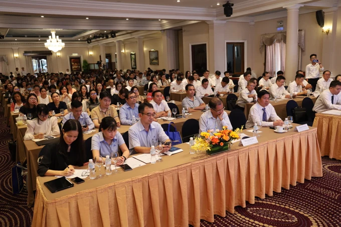 Rồng Á Châu và đông đảo doanh nghiệp tham gia đối thoại